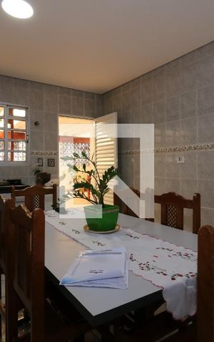 Casa à venda com 400m², 2 quartos e 6 vagasCozinha