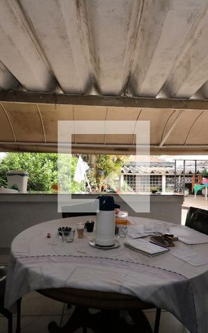 Casa à venda com 400m², 2 quartos e 6 vagasÁrea comum - Cozinha