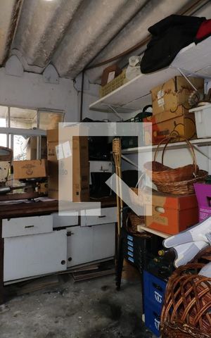 Casa à venda com 400m², 2 quartos e 6 vagasDepósito