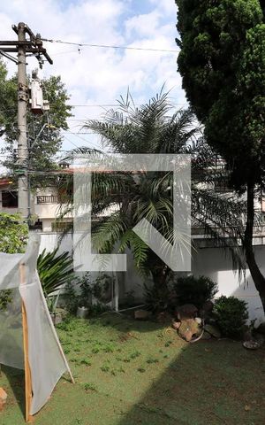 Casa à venda com 400m², 2 quartos e 6 vagasJardim