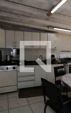 Casa à venda com 400m², 2 quartos e 6 vagasÁrea comum - Cozinha