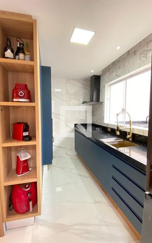 Casa à venda com 280m², 4 quartos e 2 vagasCozinha