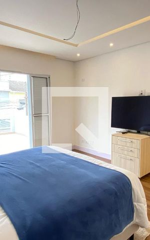 Casa à venda com 280m², 4 quartos e 2 vagasSuíte 3