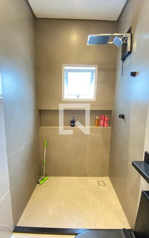 Casa à venda com 280m², 4 quartos e 2 vagasBanheiro Suíte 2