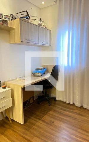 Casa à venda com 280m², 4 quartos e 2 vagasQuarto