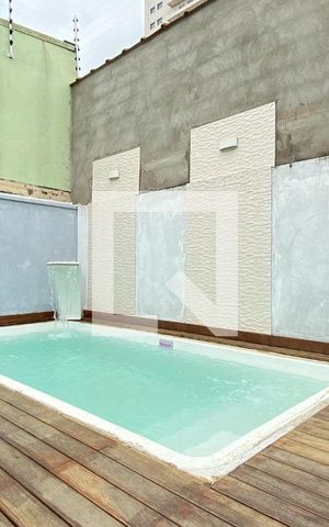 Casa à venda com 280m², 4 quartos e 2 vagasÁrea comum - Piscina