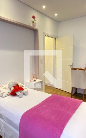 Casa à venda com 280m², 4 quartos e 2 vagasSuíte 1
