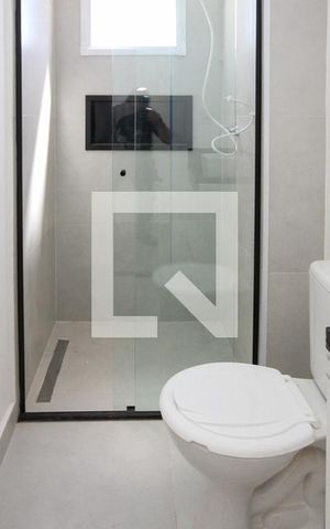 Apartamento à venda com 32m², 1 quarto e sem vaga Apartamento à venda com 32m², 1 quarto e sem vagaBanheiro