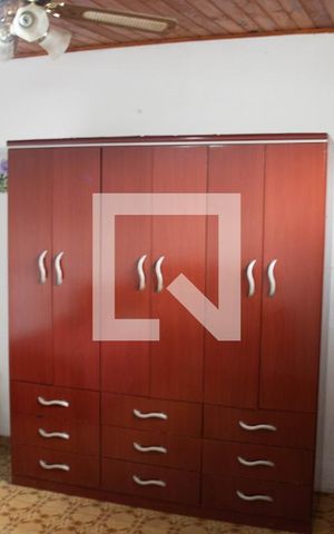 Casa à venda com 200m², 3 quartos e 3 vagasQuarto 1