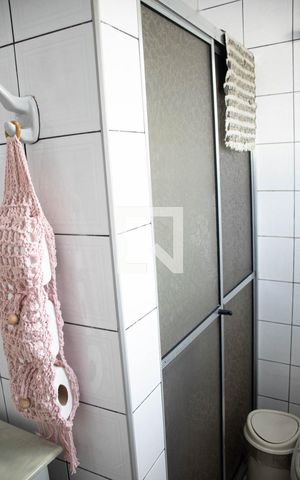 Casa à venda com 200m², 3 quartos e 3 vagasBanheiro