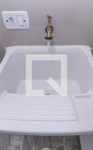 Apartamento à venda com 30m², 2 quartos e sem vaga Apartamento à venda com 30m², 2 quartos e sem vagaÁrea de Serviço