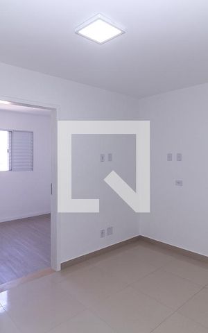 Apartamento à venda com 30m², 2 quartos e sem vaga Apartamento à venda com 30m², 2 quartos e sem vagaSala e Cozinha