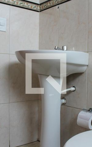 Casa à venda com 137m², 3 quartos e 3 vagasBanheiro Social 