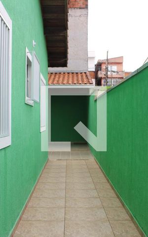 Casa à venda com 137m², 3 quartos e 3 vagasCorredor Externo