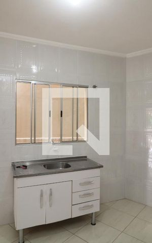 Casa para alugar com 90m², 2 quartos e 1 vagaCozinha