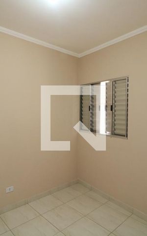 Casa para alugar com 90m², 2 quartos e 1 vagaQuarto