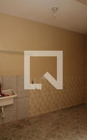 Casa para alugar com 90m², 2 quartos e 1 vagaÁrea de Serviço