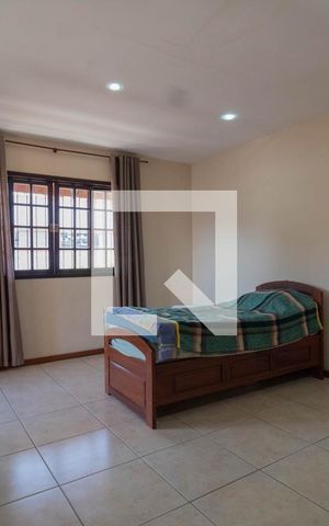 Casa à venda com 450m², 6 quartos e 4 vagasQuarto 5