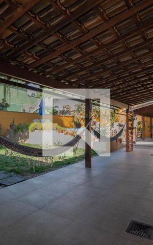 Casa à venda com 450m², 6 quartos e 4 vagasQuintal