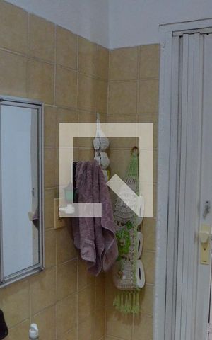 Casa à venda com 250m², 3 quartos e 2 vagasBanheiro