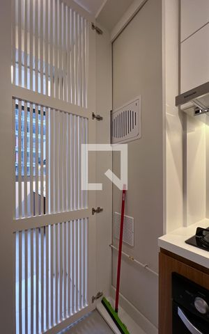 Apartamento para alugar com 76m², 2 quartos e 1 vagaÁrea de Serviço