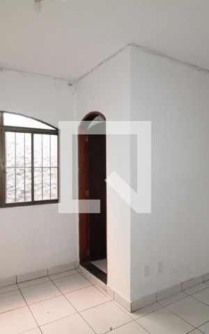 Casa para alugar com 50m², 2 quartos e 1 vagaSala/Cozinha