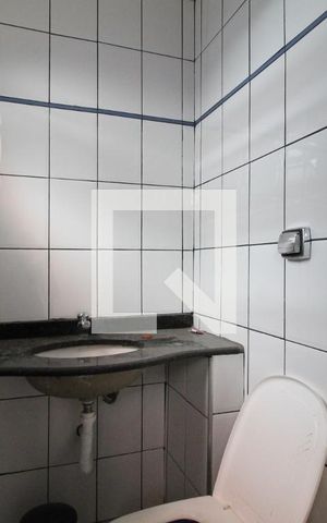 Casa para alugar com 50m², 2 quartos e 1 vagaLavabo