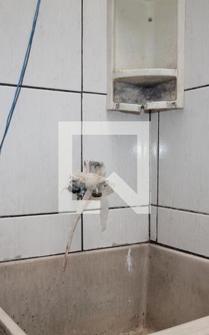 Casa para alugar com 50m², 2 quartos e 1 vagaÁrea de Serviço