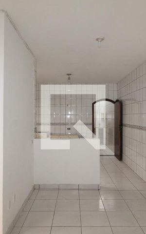 Casa para alugar com 50m², 2 quartos e 1 vagaSala/Cozinha