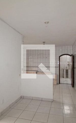 Casa para alugar com 50m², 2 quartos e 1 vagaSala/Cozinha
