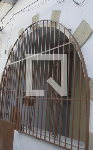 Casa à venda com 30m², 3 quartos e 1 vagaFachada
