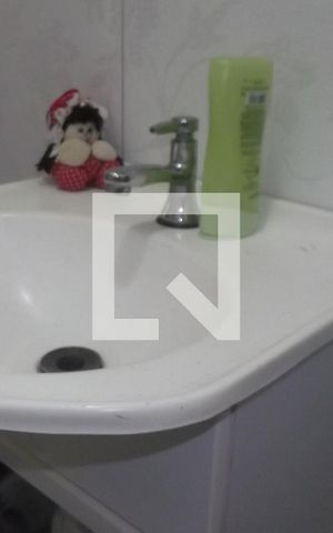 Casa à venda com 30m², 3 quartos e 1 vagaBanheiro