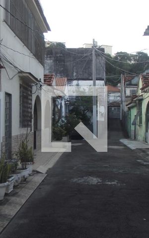 Casa à venda com 30m², 3 quartos e 1 vagaFachada