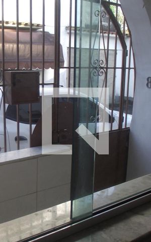 Casa à venda com 30m², 3 quartos e 1 vagaSala