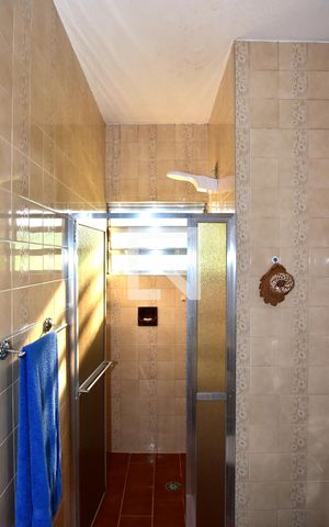 Casa à venda com 180m², 3 quartos e 3 vagasBanheiro