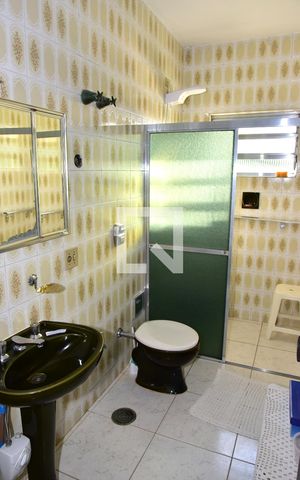 Casa à venda com 180m², 3 quartos e 3 vagasBanheiro da Suíte