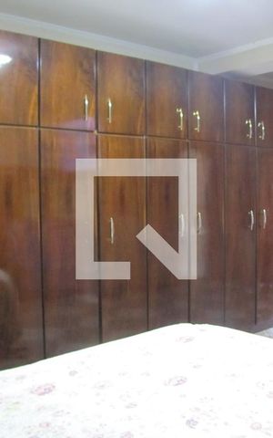 Casa à venda com 200m², 4 quartos e 2 vagasSuíte 1