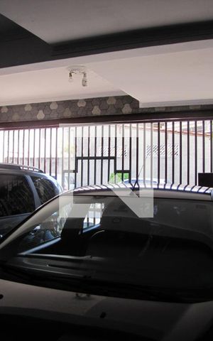 Casa à venda com 200m², 4 quartos e 2 vagasGaragem