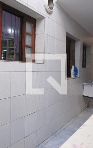 Casa à venda com 200m², 4 quartos e 2 vagasÁrea de Serviço