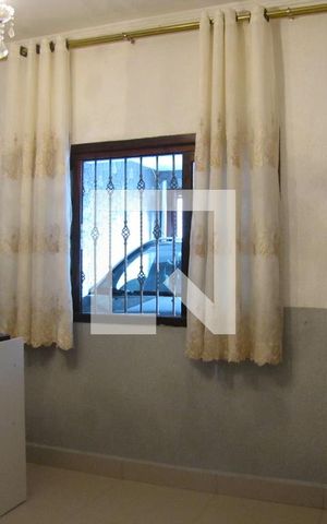 Casa à venda com 200m², 4 quartos e 2 vagasSala