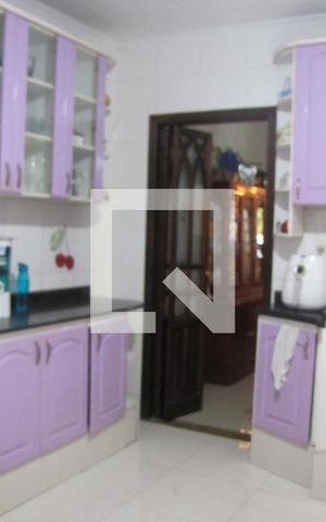Casa à venda com 200m², 4 quartos e 2 vagasCozinha