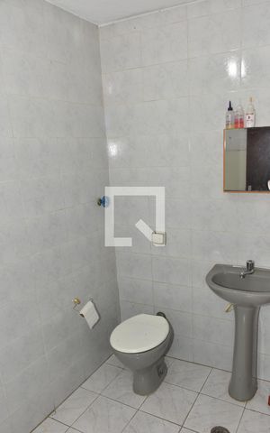 Casa à venda com 265m², 3 quartos e 2 vagasBanheiro do  salão