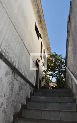 Casa à venda com 265m², 3 quartos e 2 vagasCorredor