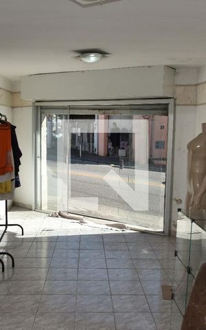 Casa à venda com 265m², 3 quartos e 2 vagasGaragem - Salão