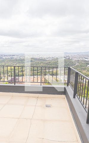 Apartamento para alugar com 163m², 3 quartos e 2 vagas3º andar / Cobertura / vista