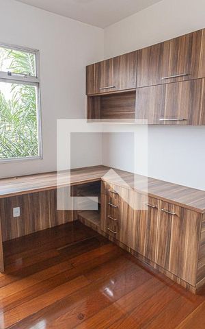 Apartamento para alugar com 163m², 3 quartos e 2 vagasQuarto 2