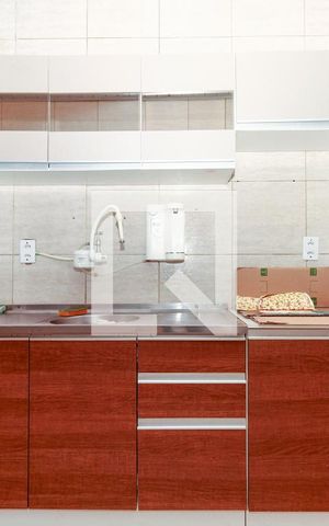 Apartamento para alugar com 45m², 2 quartos e 1 vaga Apartamento para alugar com 45m², 2 quartos e 1 vagaCozinha e Área de Serviço