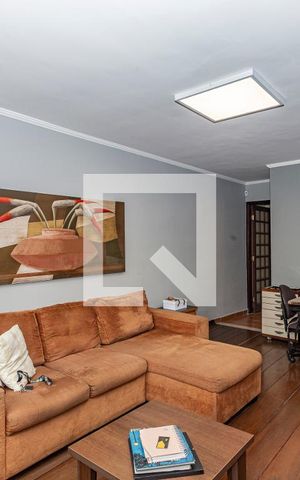 Casa à venda com 123m², 2 quartos e 2 vagas Casa à venda com 123m², 2 quartos e 2 vagasSala