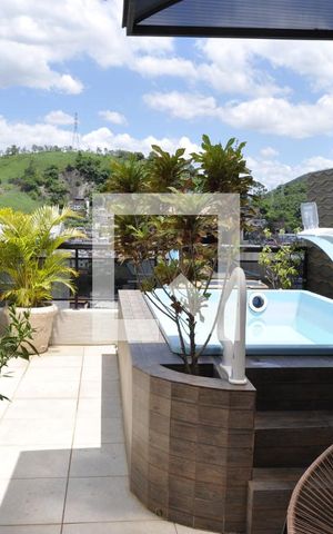Apartamento à venda com 144m², 2 quartos e 1 vagaPiscina