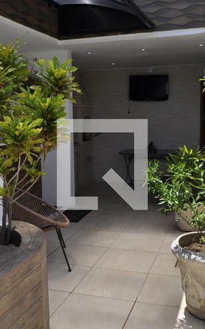 Apartamento à venda com 144m², 2 quartos e 1 vagaPiscina